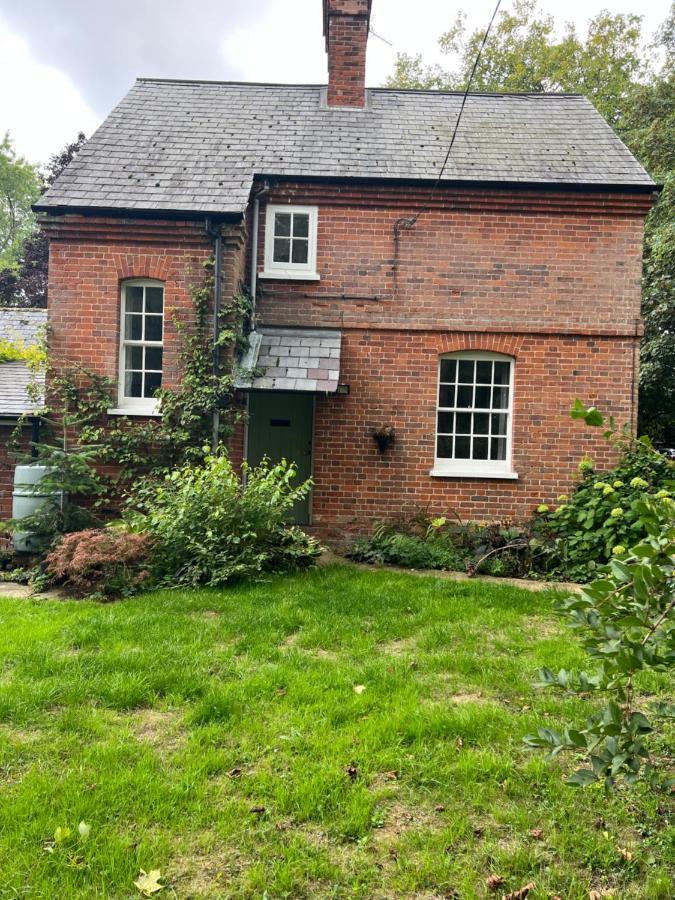 Cosy Cottage In The Heart Of The CountrysideBrinkley  エクステリア 写真