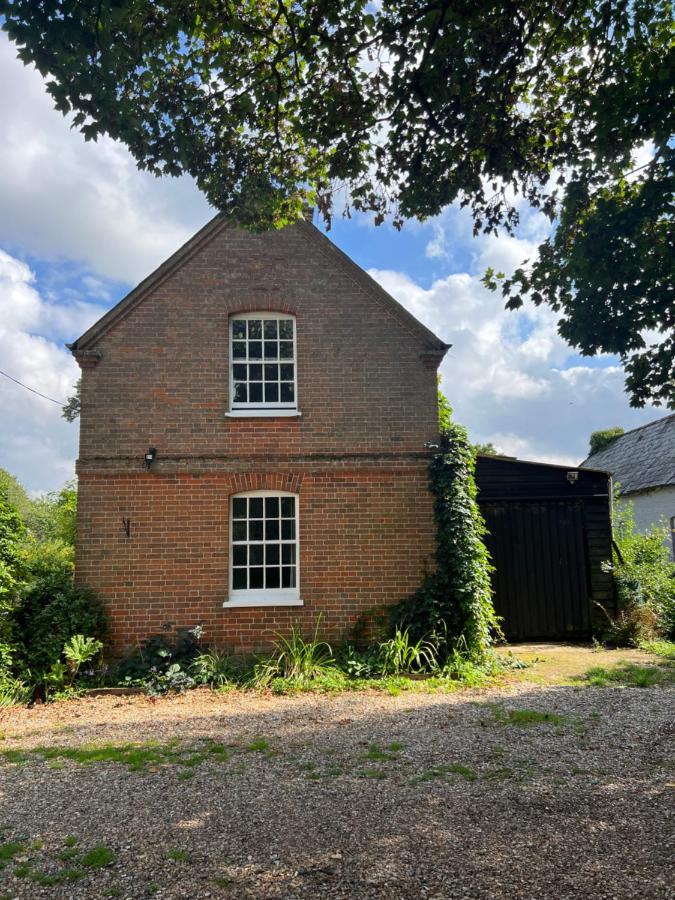 Cosy Cottage In The Heart Of The CountrysideBrinkley  エクステリア 写真